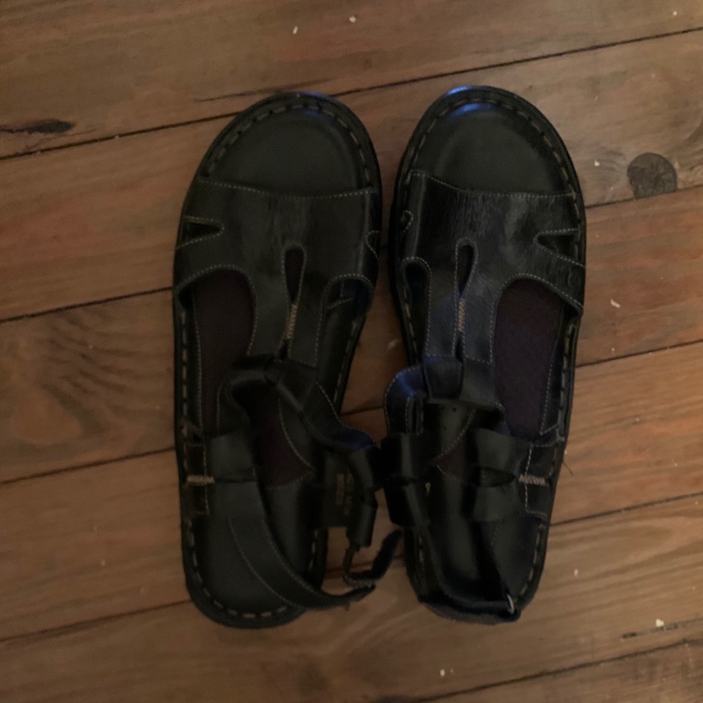 Sandals - Picture 1 of 1